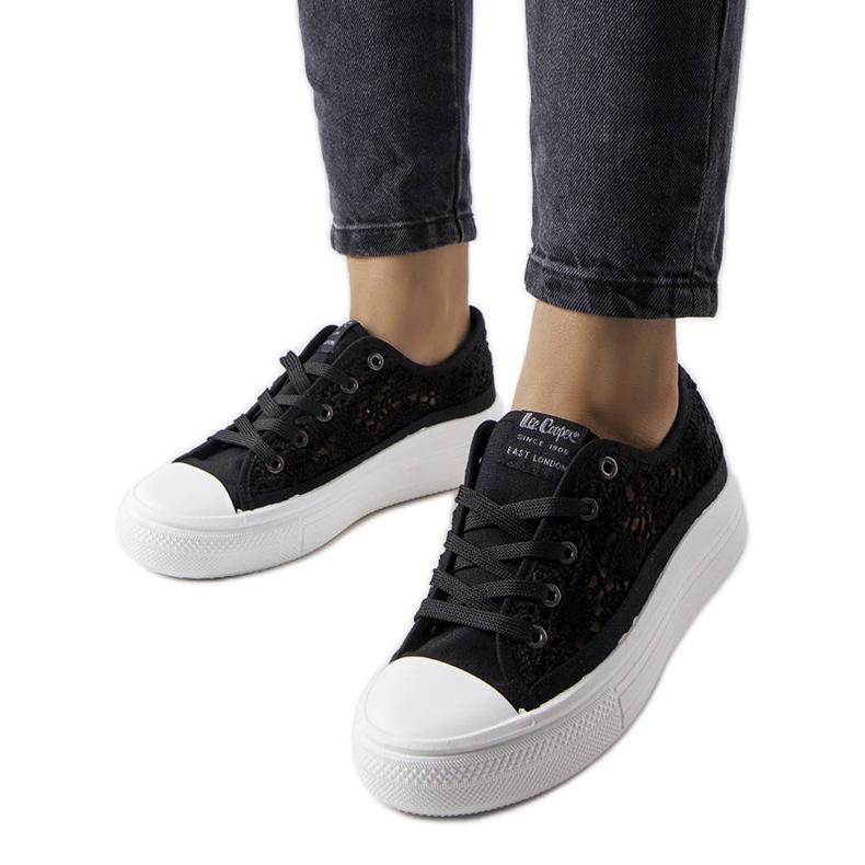 Tenisi negri ajurati Lee Cooper LCW-23-44-1618L negru Tenisi negri ajurati Lee Cooper LCW-23-44-1618L negru