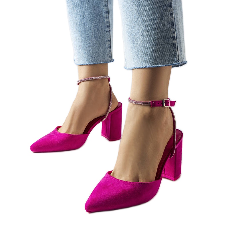 Pompe roz cu toc de la Stella