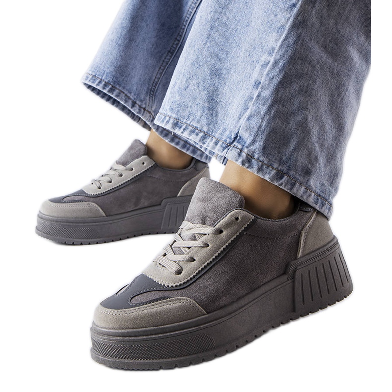 Tenisi gri cu platformă de la Fabienne