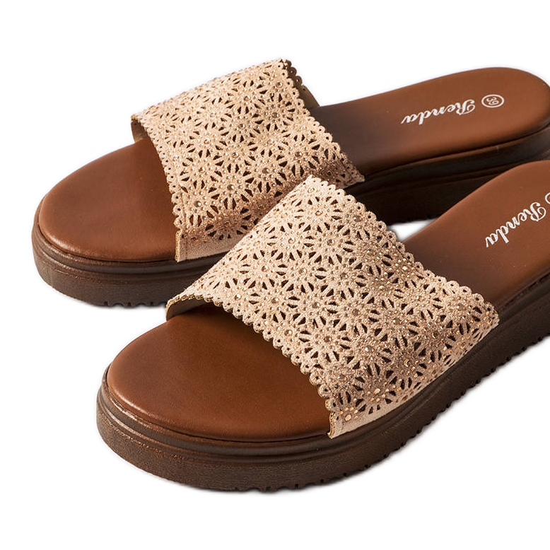 Glisoare roz ajurate cu zirconi de la Irvine