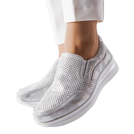 Adidași cu toc ajurat din argint Adidași cu toc ajurat din argint
