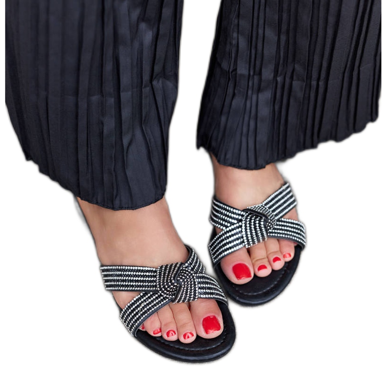 Flip-flops negri decorati cu zirconi Loreto negru