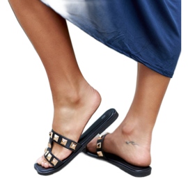 Sandale negre decorate cu știfturi Agnano negru