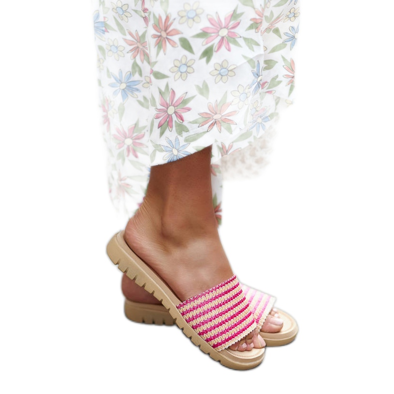 Sandale Capovalle țesute roz