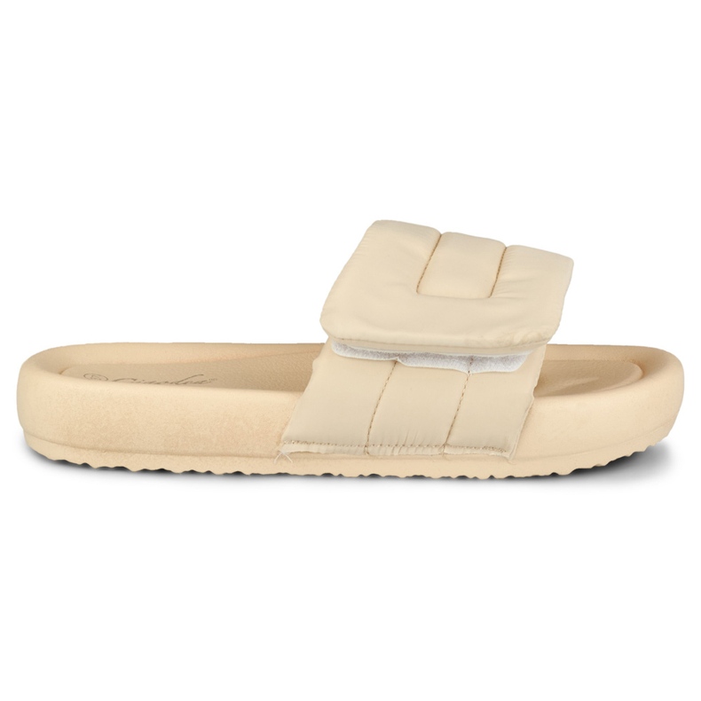 Papuci de dama bej reglabili cu velcro Papuci de dama bej reglabili cu velcro