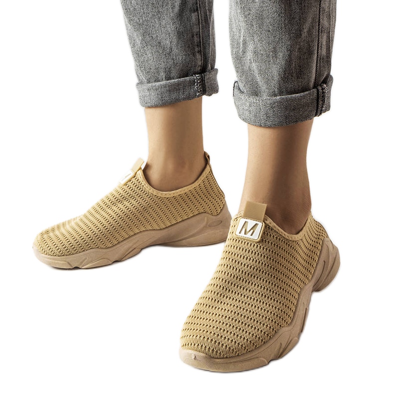 Tenisi slip-on bej închis de la Azalee