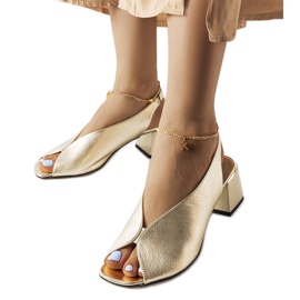 Sandale Karino bloc auriu de aur