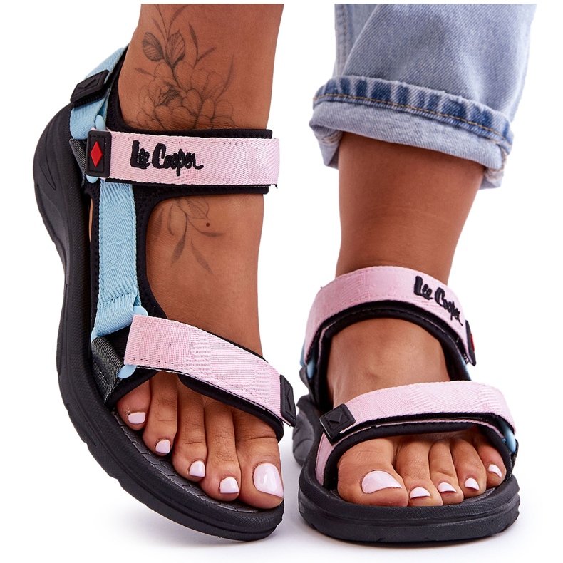 Sandale sport pentru femei Lee Cooper LCW-23-34-1688L roz-albastru Sandale sport pentru femei Lee Cooper LCW-23-34-1688L roz-albastru