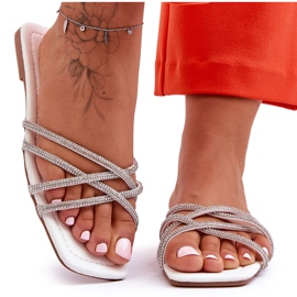 PG1 Sandale De Dama Cu Dungi Si Strasuri Albe Leomi PG1 Sandale De Dama Cu Dungi Si Strasuri Albe Leomi
