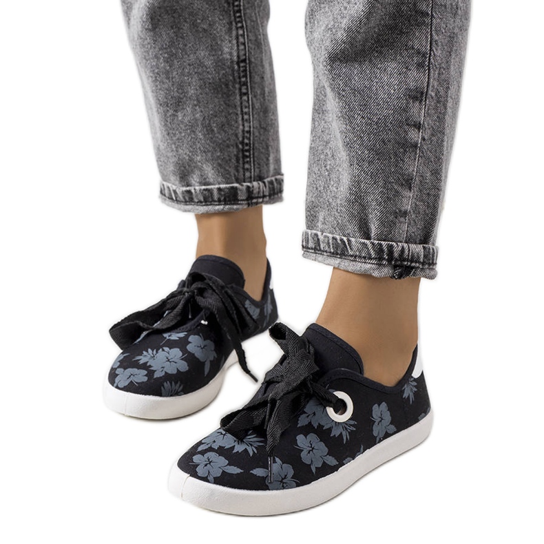 Tenisi negri cu flori de la Hurstie negru