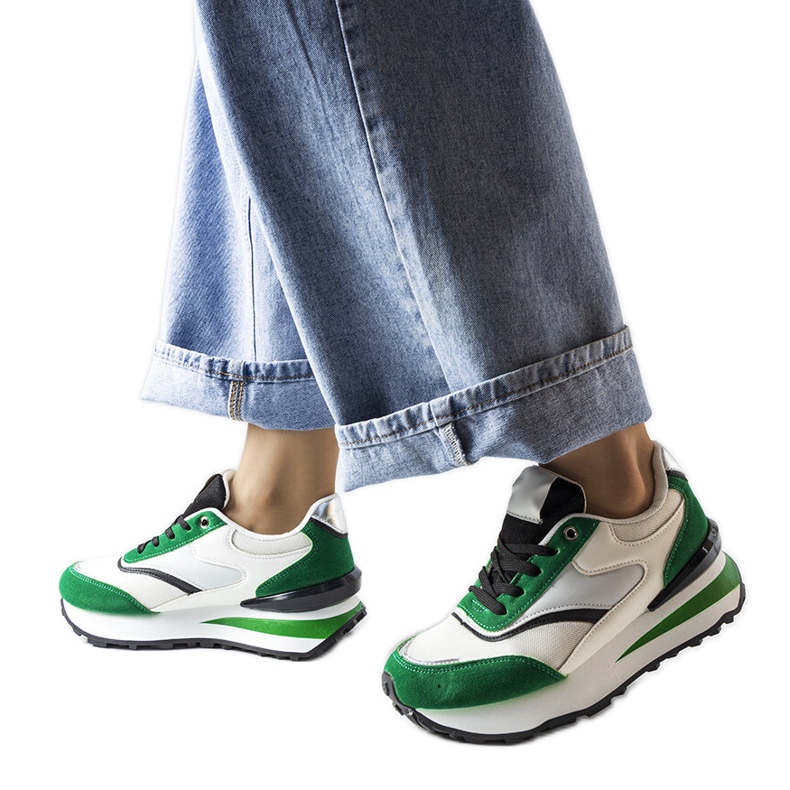 Adidași cu platformă alb și verde de la Doirons