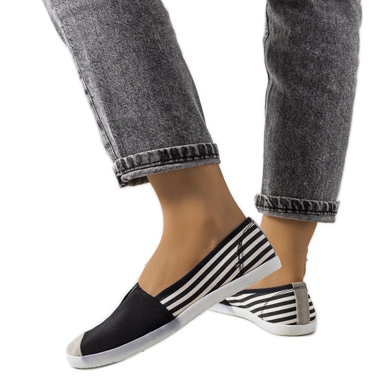 Tenisi negri din material textil de la Harlee negru