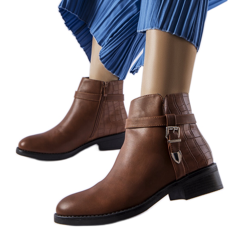 Cizme plate maro de la Monteforte Cizme plate maro de la Monteforte