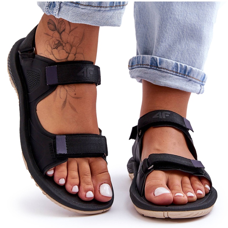 Sandale sport pentru damă 4F 4FSS23FSANF016-22S Negru