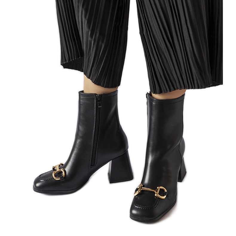Botine negre de la Castione negru