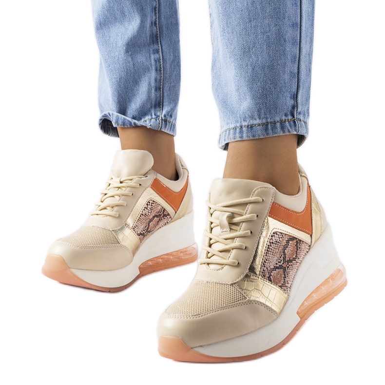 Inna Tenisi bej cu pană de la Irpina