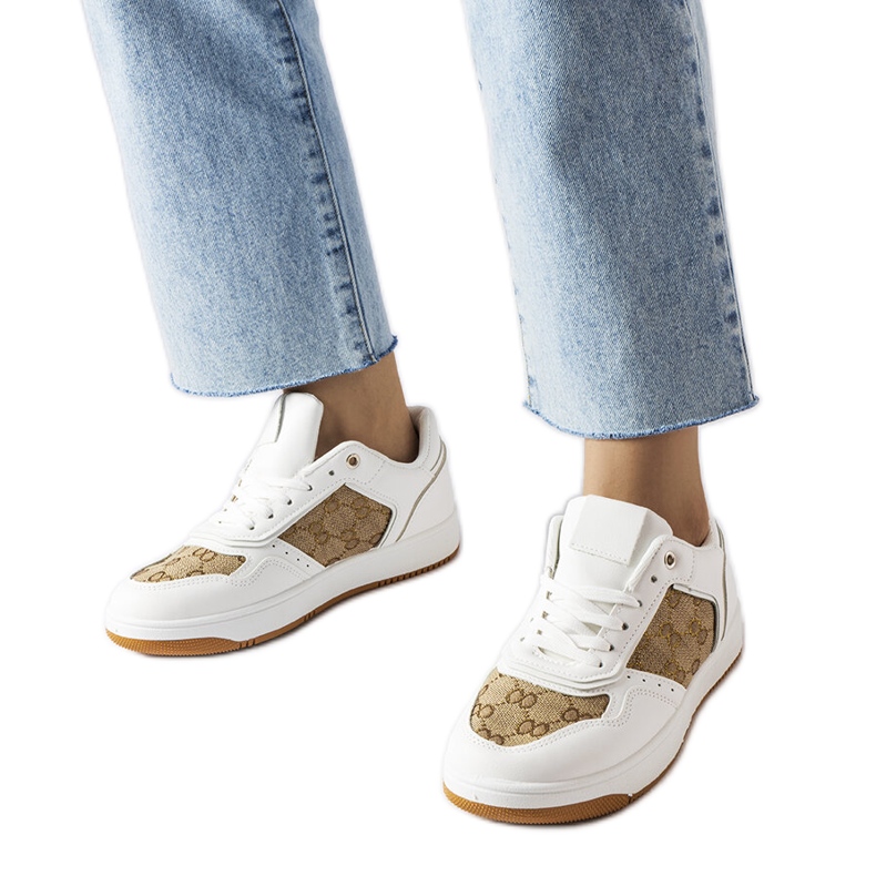 Inna Adidasi albi decorati cu monograma Isidor