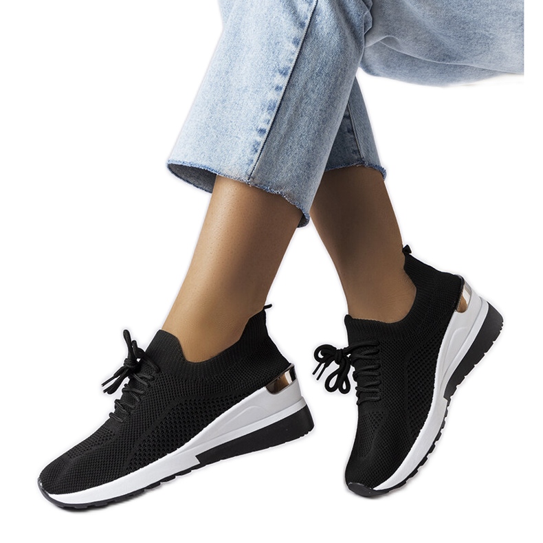 Inna Tenisi negri cu pană de la Alberica negru