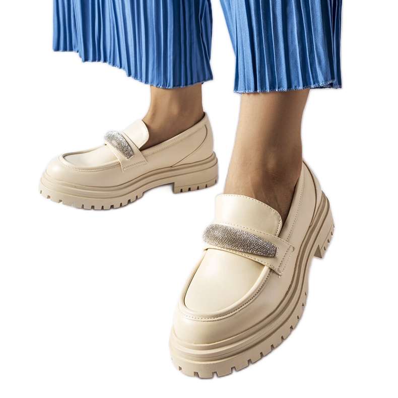 Mocasini bej cu strasuri de la Hartford