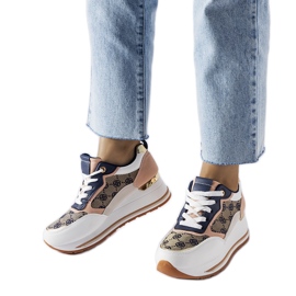 Inna Tenisi pane Rouxi albi și roz Inna Tenisi pane Rouxi albi și roz