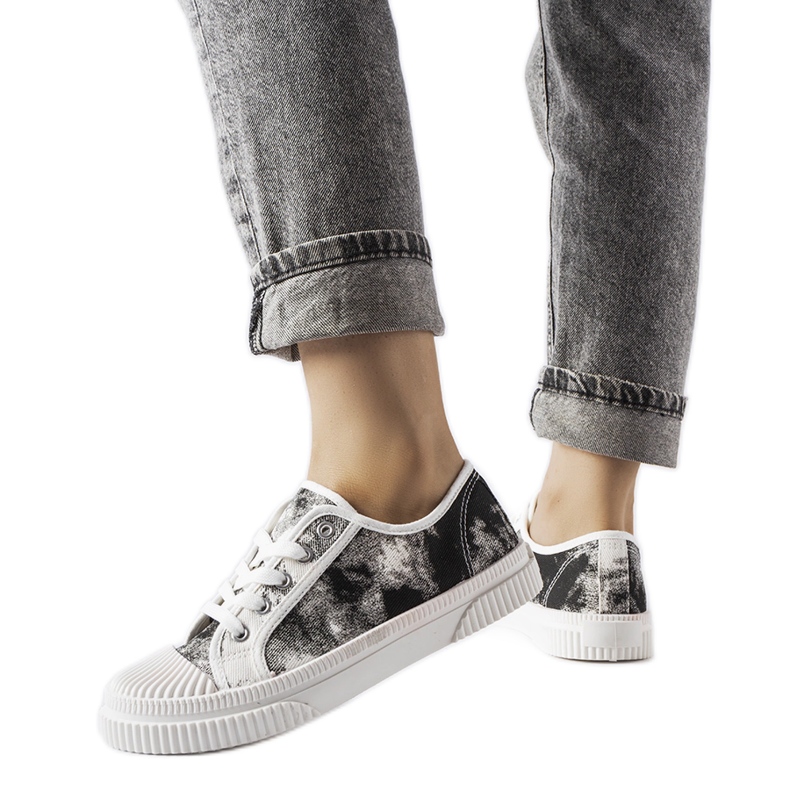 Tenisi negri Clavet decolorați alb