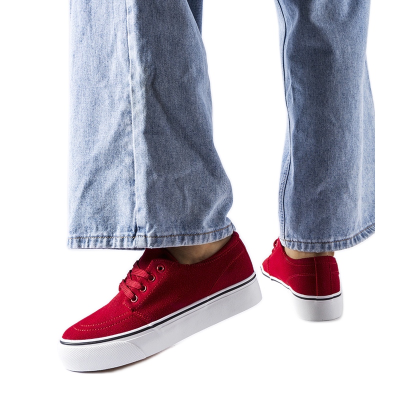 Tenisi roșii Abboud din piele de căprioară ecologică roșu