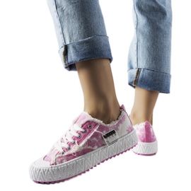 Inna Adidași albaștri cu zgârieturi de la Safiy albastru Inna Adidași albaștri cu zgârieturi de la Safiy albastru