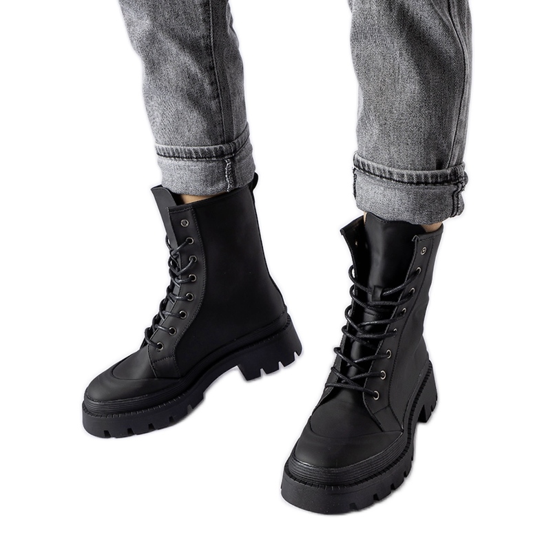 Inna Tenisi negri cu finisaj Thiery mat negru