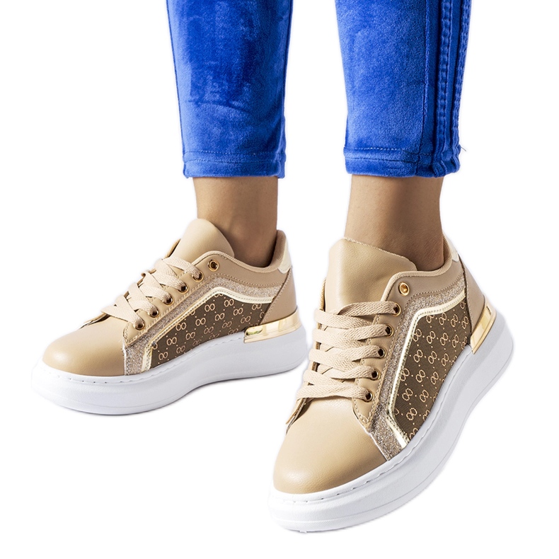 Pantofi bej decorati cu sclipici pe platforma Leu