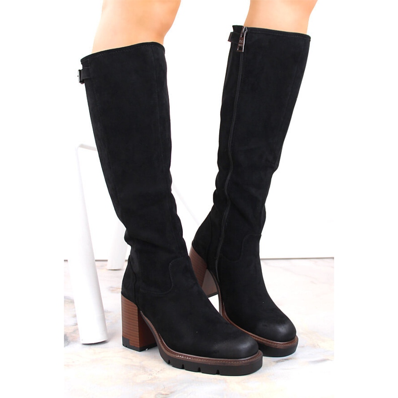 Cizme de dama din piele intoarsa neagra cu toc inalt si platforma, Vinceza 58106 negru Cizme de dama din piele intoarsa neagra cu toc inalt si platforma, Vinceza 58106 negru