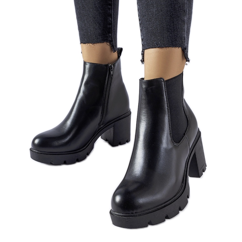 Botine negre cu toc gros de la Tobiassen negru Botine negre cu toc gros de la Tobiassen negru