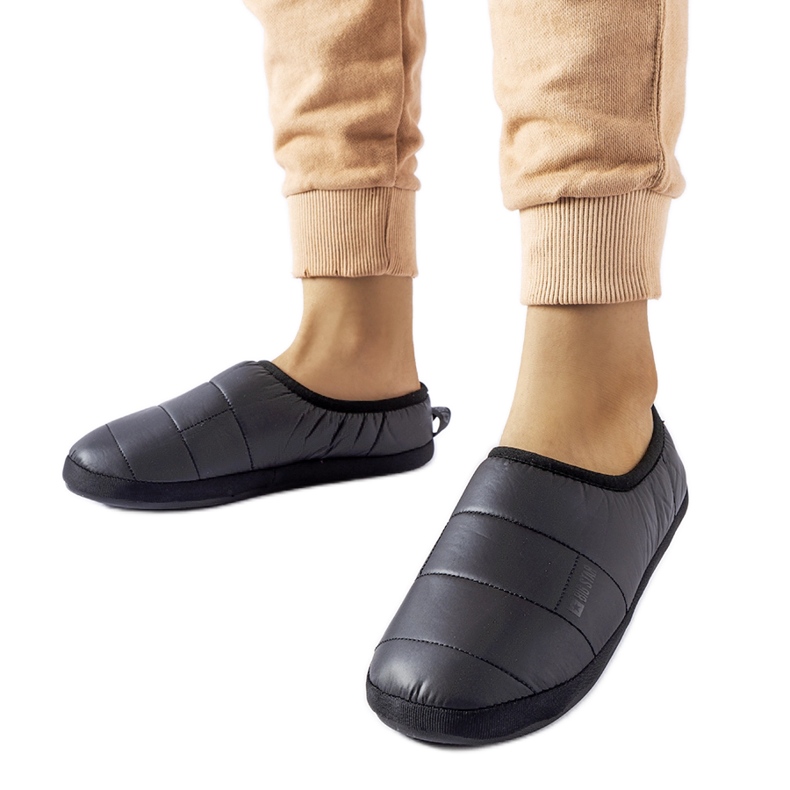 Papuci izolați negri Big Star KK274604 negru