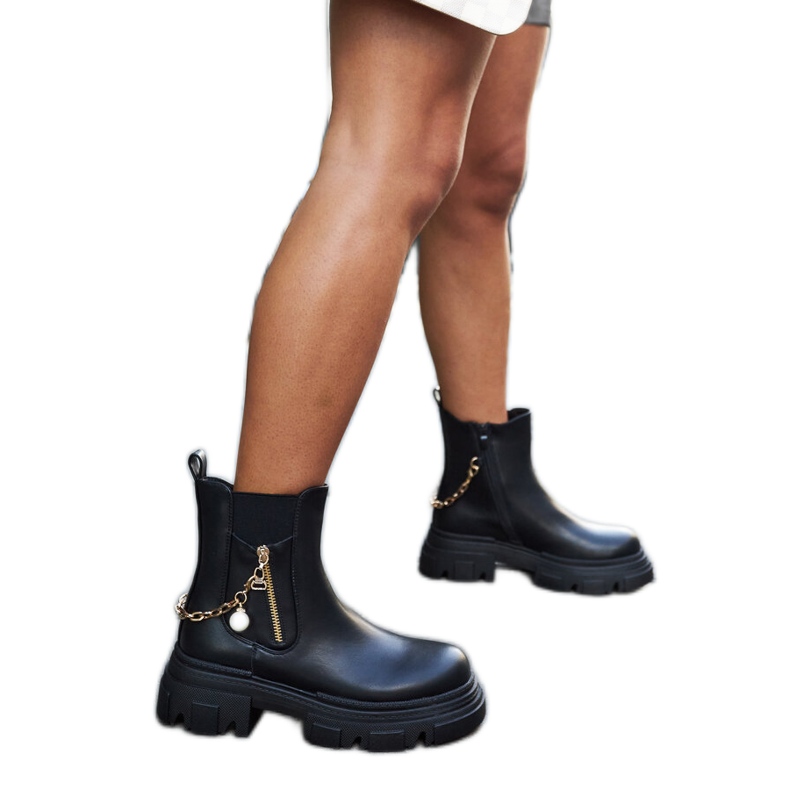 Botine negre cu lant decorativ Archard negru