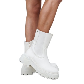 Botine izolate crem pe platforma Rinaldo bej