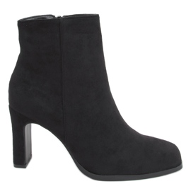 Tocuri înalte Madison Black Suede negru