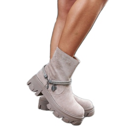 Botine bej cu brățară decorativă Botine bej cu brățară decorativă