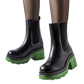 Botine izolate negre cu toc Tirano verde negru Botine izolate negre cu toc Tirano verde negru