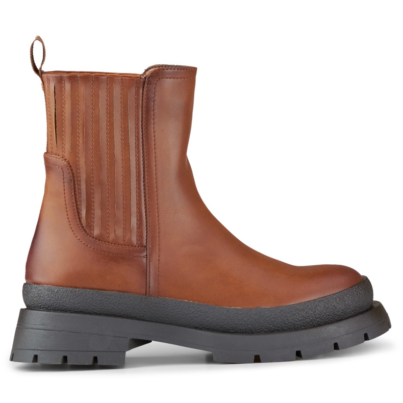 Botine maro din piele ecologica cu talpa groasa Botine maro din piele ecologica cu talpa groasa