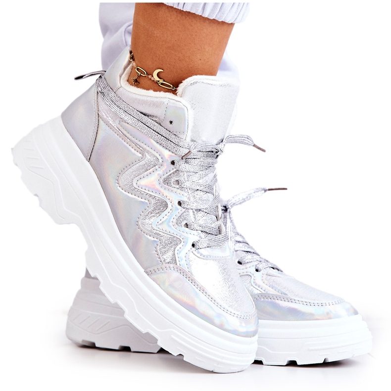 Pantofi sporturi izolați din argint pentru femei