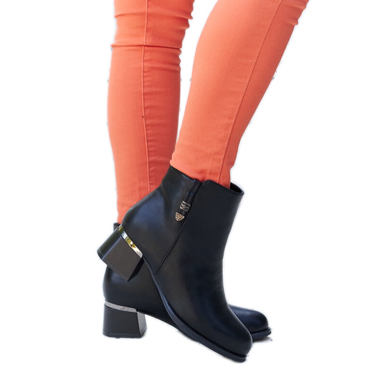 Cizme negre elegante cu strasuri Bocconi negru