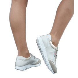 Tenisi de dama din piele bej Adelfo Tenisi de dama din piele bej Adelfo