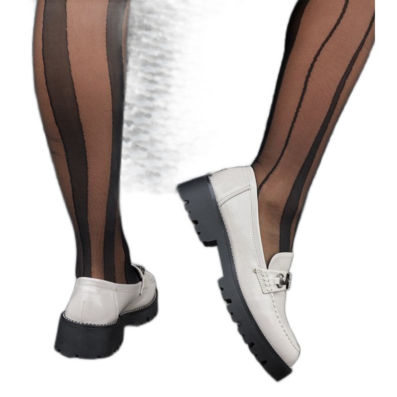 Mocasini gri lacuiti cu strasuri Mocasini gri lacuiti cu strasuri