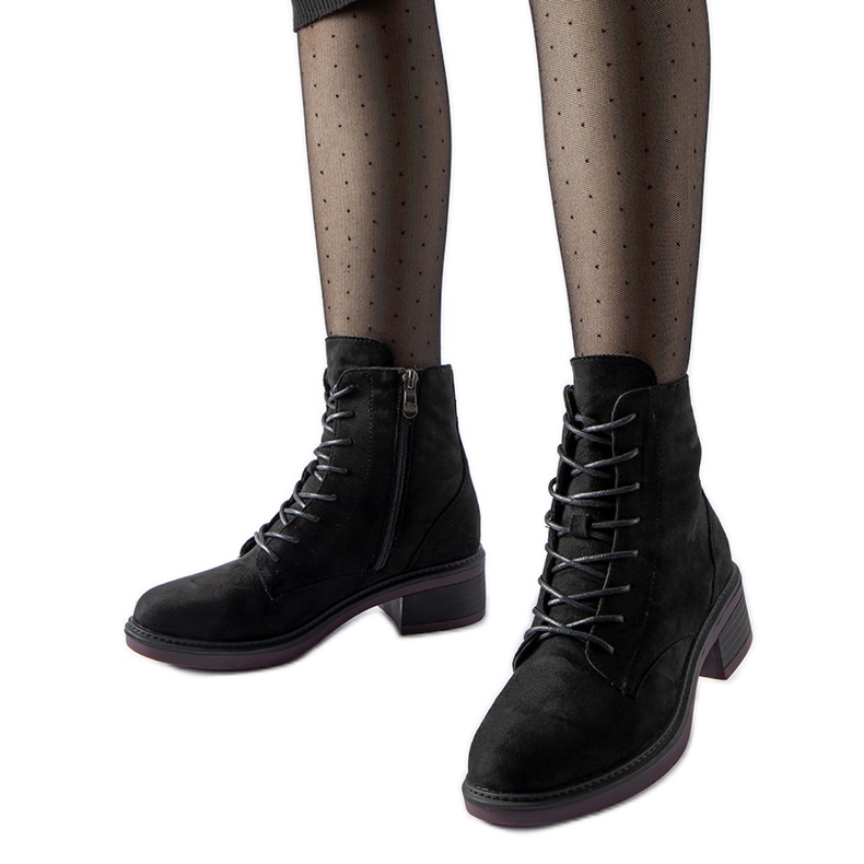 Botine clasice negre cu talpa mov de la Teo negru