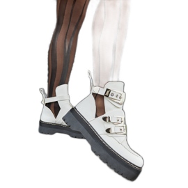 Botine albe pe platforma Lograto Botine albe pe platforma Lograto