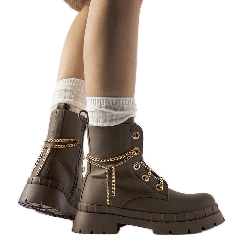 Cizme de drumeție maro cu lanț Alcin Cizme de drumeție maro cu lanț Alcin