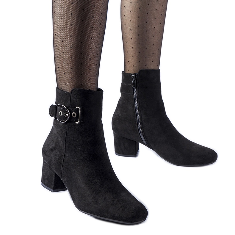 Botine negre cu toc joase din piele de căprioară ecologică Nemaha negru Botine negre cu toc joase din piele de căprioară ecologică Nemaha negru