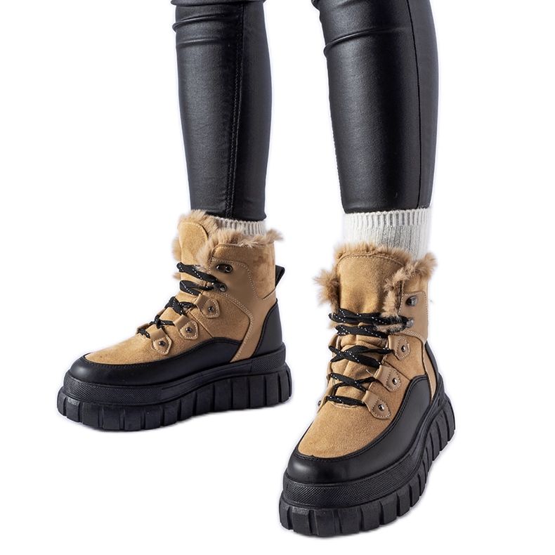 Botine bej cu talpă masivă Cervantes