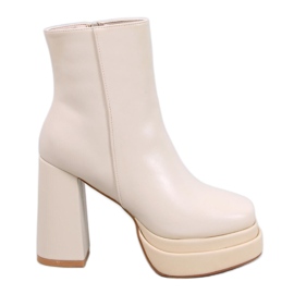 Cizme confortabile Charokee Beige cu platformă - calitate a doua bej Cizme confortabile Charokee Beige cu platformă - calitate a doua bej