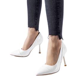 Stilete inferioare lacuite albe