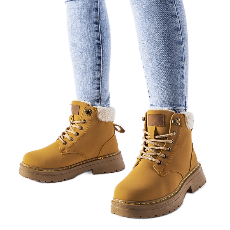 Muncitorii din Burgondi au izolat maro